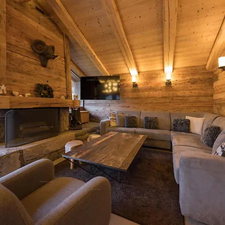 Savoielac - La Clusaz- Piscine Interieure : Viking Villa *