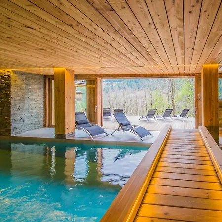 Villa Savoielac - La Clusaz- Piscine Interieure : Viking *